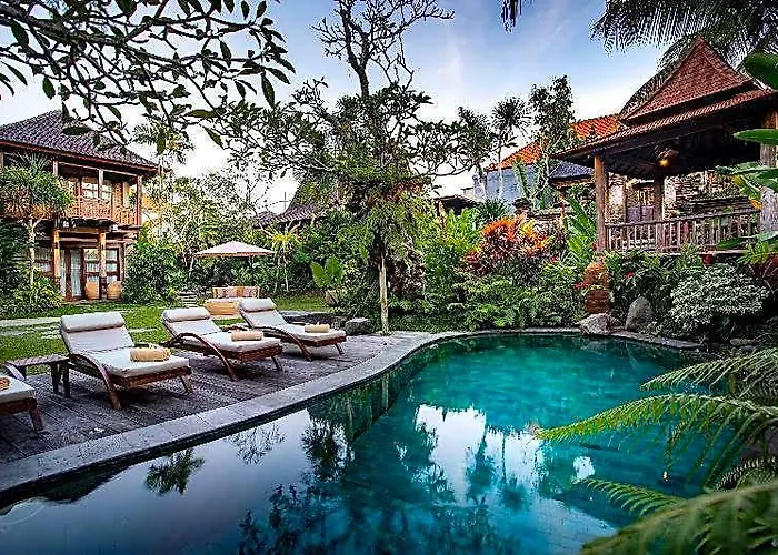 Aryaswara 3*